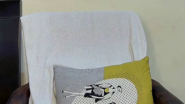 MIss-Naina online show from November 7, 8:58 am