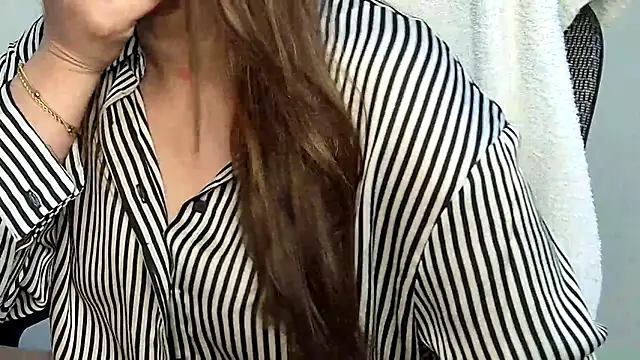 MIss-Naina online show from April 17, 12:19 pm