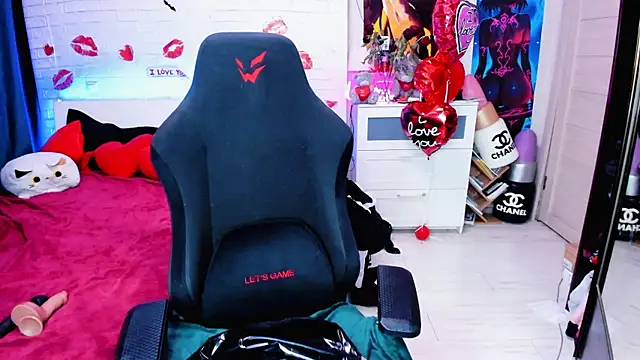 BADNikkiy online show from February 19, 11:34 pm