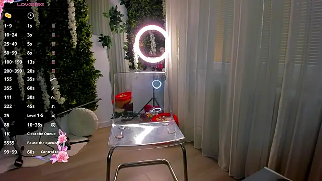 VivienCarter online show from March 8, 7:05 am