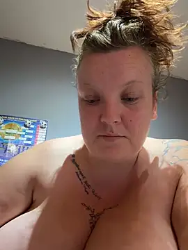 busty-bella1 online show from July 22, 9:50 pm