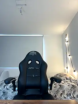 Snapshot of Elizabeth_Dupont chatting on November 25, 7:25 pm Elizabeth Dupont online show from November 25, 7:25 pm