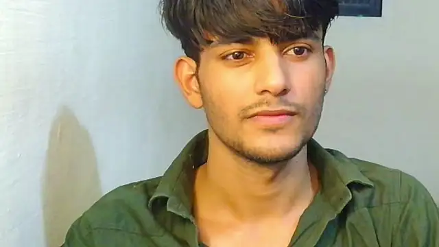 kingkartik7 online show from October 14, 2:40 pm