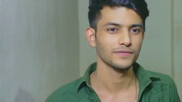 kingkartik7 online show from December 14, 2:44 pm