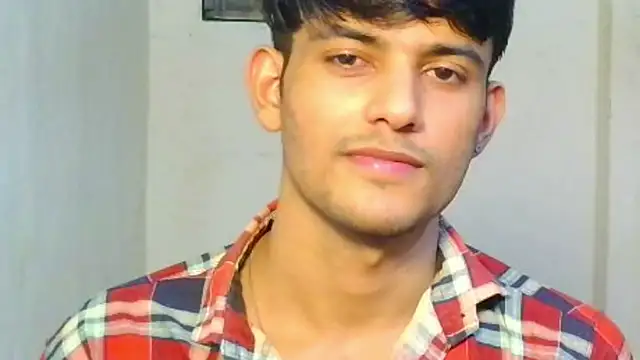 Snapshot of kingkartik7 chatting on December 17, 1:17 pm kingkartik7 online show from December 17, 1:17 pm