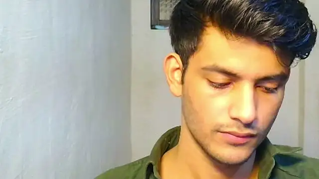 Snapshot of kingkartik7 chatting on January 10, 2:52 pm kingkartik7 online show from January 10, 2:52 pm