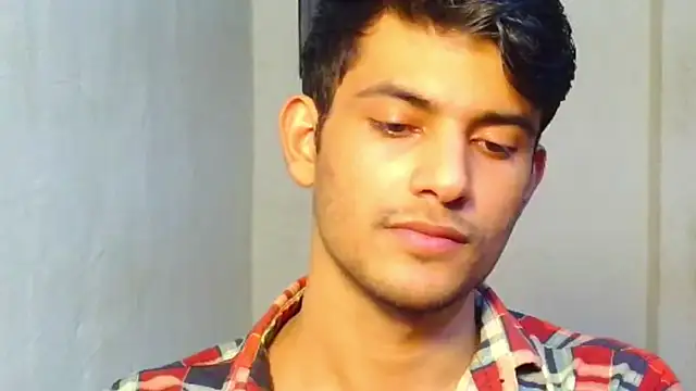 Snapshot of kingkartik7 chatting on January 16, 3:49 pm kingkartik7 online show from January 16, 3:49 pm