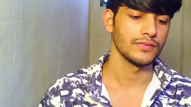 Snapshot of kingkartik7 chatting on February 1, 6:45 am kingkartik7 online show from February 1, 6:45 am