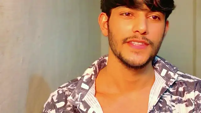 Snapshot of kingkartik7 chatting on February 13, 4:14 pm kingkartik7 online show from February 13, 4:14 pm