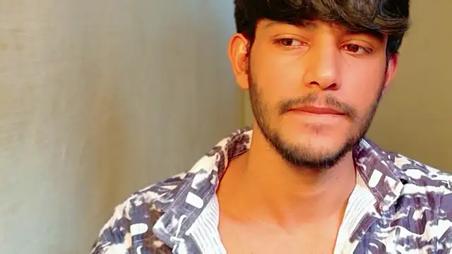 Snapshot of kingkartik7 chatting on February 14, 5:48 am kingkartik7 online show from February 14, 5:48 am