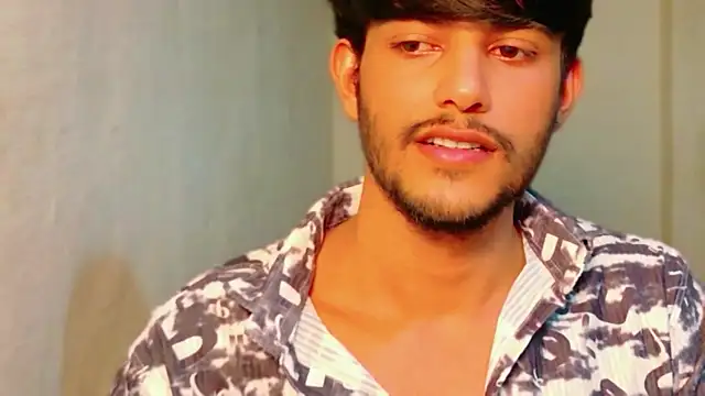 Snapshot of kingkartik7 chatting on February 15, 5:20 pm kingkartik7 online show from February 15, 5:20 pm