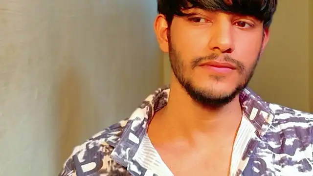 Snapshot of kingkartik7 chatting on February 17, 5:15 am kingkartik7 online show from February 17, 5:15 am