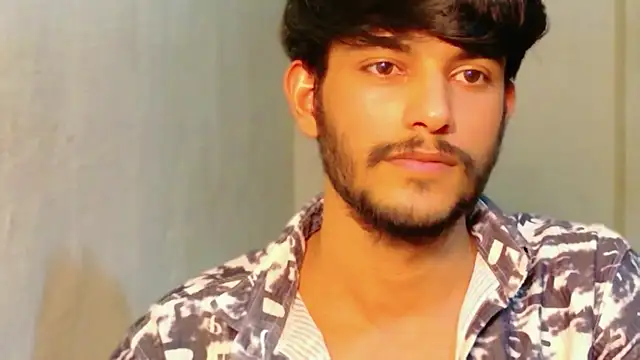 Snapshot of kingkartik7 chatting on February 27, 5:57 pm kingkartik7 online show from February 27, 5:57 pm