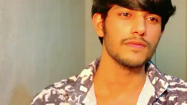 Snapshot of kingkartik7 chatting on March 16, 5:28 pm kingkartik7 online show from March 16, 5:28 pm