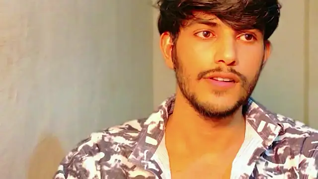 Snapshot of kingkartik7 chatting on March 27, 5:34 pm kingkartik7 online show from March 27, 5:34 pm