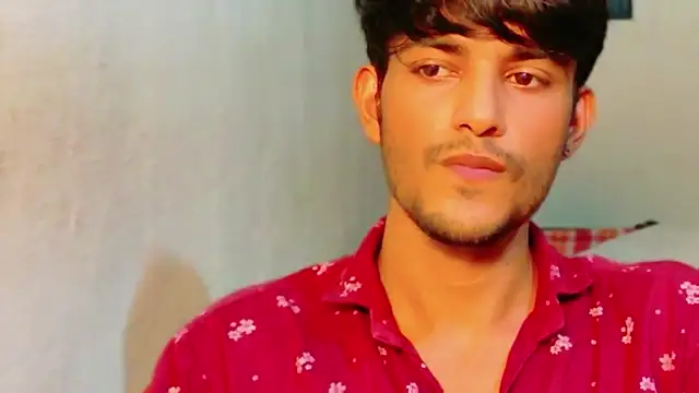 Snapshot of kingkartik7 chatting on May 25, 5:08 pm kingkartik7 online show from May 25, 5:08 pm