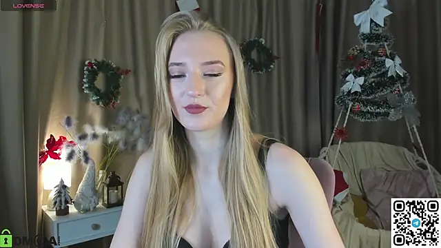 Snapshot of Stacy_River chatting on December 2, 9:58 am Stacy River online show from December 2, 9:58 am