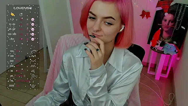 Snapshot of Fire_Bestie chatting on January 3, 4:59 pm Fire Bestie online show from January 3, 4:59 pm