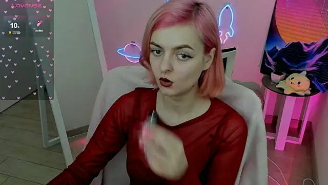 Snapshot of Fire_Bestie chatting on February 17, 1:42 pm Fire Bestie online show from February 17, 1:42 pm