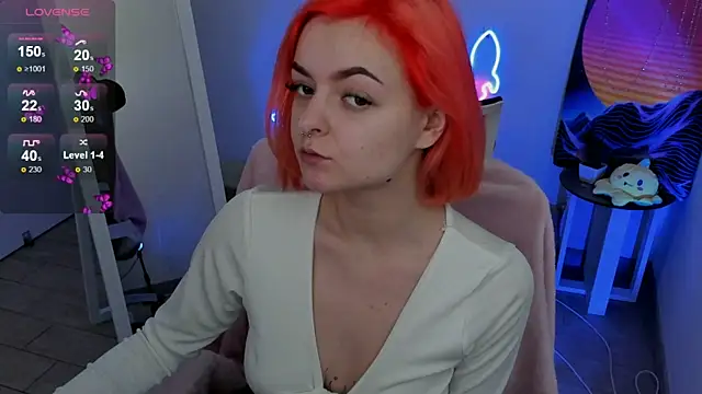 Snapshot of Fire_Bestie chatting on March 2, 6:59 am Fire Bestie online show from March 2, 6:59 am