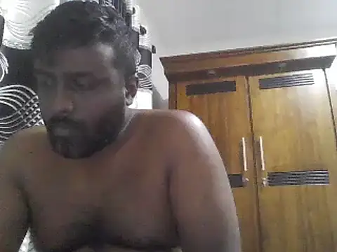 Snapshot of nikini1621 chatting on January 10, 3:36 pm nikini1621 online show from January 10, 3:36 pm