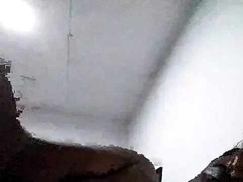 Snapshot of nikini1621 chatting on February 9, 1:48 pm nikini1621 online show from February 9, 1:48 pm