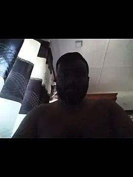 Snapshot of nikini1621 chatting on February 27, 6:35 am nikini1621 online show from February 27, 6:35 am