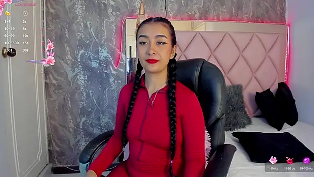 AntonellaQueenn online show from February 6, 11:32 am