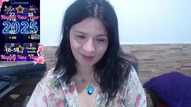 Snapshot of athenea_russo4 chatting on January 3, 4:33 am athenea russo4 online show from January 3, 4:33 am