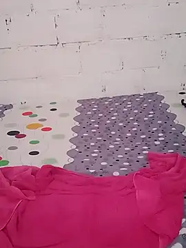 sariitha sw online show from April 14, 7:20 pm