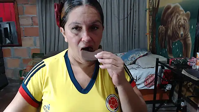 mom son dirty online show from March 26, 10:04 pm