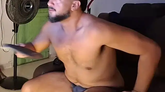 LUH133 online show from April 22, 9:38 pm