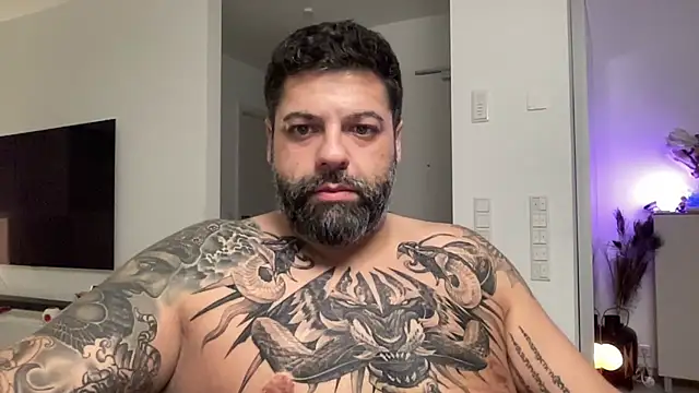 Snapshot of chubbybear88 chatting on June 10, 8:41 pm chubbybear88 online show from June 10, 8:41 pm