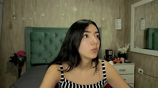 Marcelaa fox online show from May 28, 8:39 pm