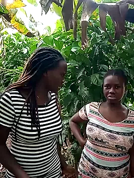 Black juicy24 online show from February 5, 2:05 pm