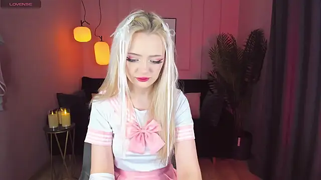 EmilyAir online show from January 4, 12:27 am