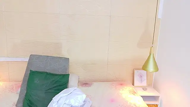 Chocolatte bar online show from February 22, 12:40 pm