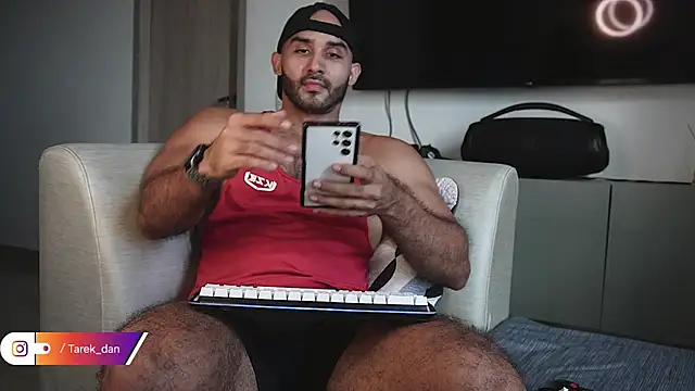 Snapshot of orion1993 chatting on January 6, 1:15 pm orion1993 online show from January 6, 1:15 pm