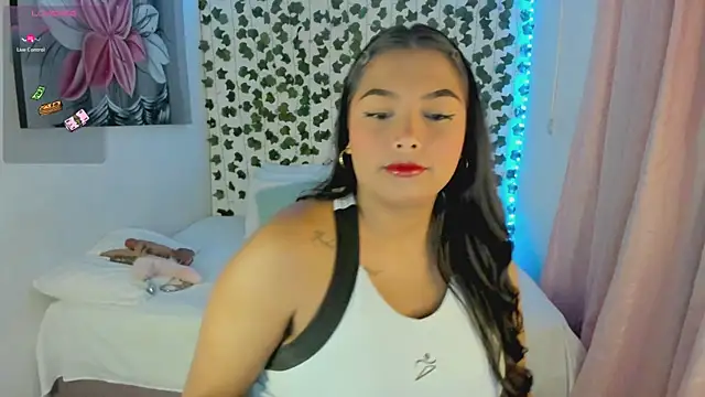 Snapshot of daren_paulina chatting on September 15, 3:28 am daren paulina online show from September 15, 3:28 am