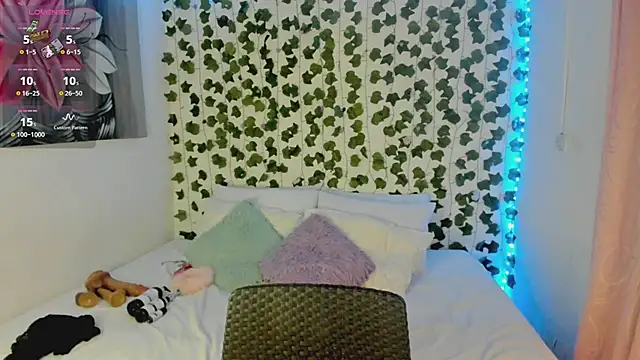 Snapshot of daren_paulina chatting on October 3, 1:46 am daren paulina online show from October 3, 1:46 am
