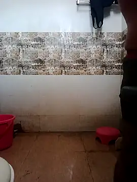 wildfox566 online show from December 15, 3:55 am