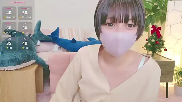 Snapshot of cohaku_329 chatting on December 7, 11:29 am cohaku 329 online show from December 7, 11:29 am