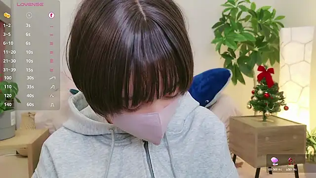 Snapshot of cohaku_329 chatting on December 19, 11:18 am cohaku 329 online show from December 19, 11:18 am