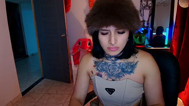 TinnaDawsom online show from October 25, 11:21 pm