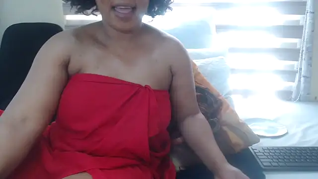 Snapshot of Foxybrownxx1 chatting on June 29, 8:09 am Foxybrownxx1 online show from June 29, 8:09 am