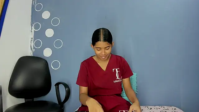 Snapshot of aitanacortes chatting on January 13, 12:45 pm aitanacortes online show from January 13, 12:45 pm