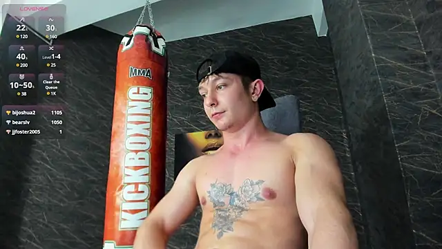 Snapshot of leonardsmith01 chatting on December 29, 3:00 am leonardsmith01 online show from December 29, 3:00 am