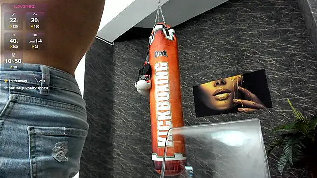 Snapshot of leonardsmith01 chatting on January 24, 11:23 pm leonardsmith01 online show from January 24, 11:23 pm