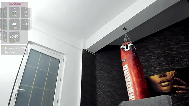 Snapshot of leonardsmith01 chatting on February 22, 11:35 pm leonardsmith01 online show from February 22, 11:35 pm