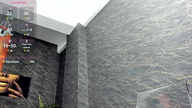 Snapshot of leonardsmith01 chatting on March 11, 3:59 am leonardsmith01 online show from March 11, 3:59 am